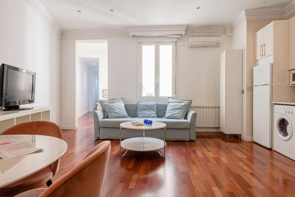 Modern Apartment In Chueca Inf3Iz4 Μαδρίτη Εξωτερικό φωτογραφία